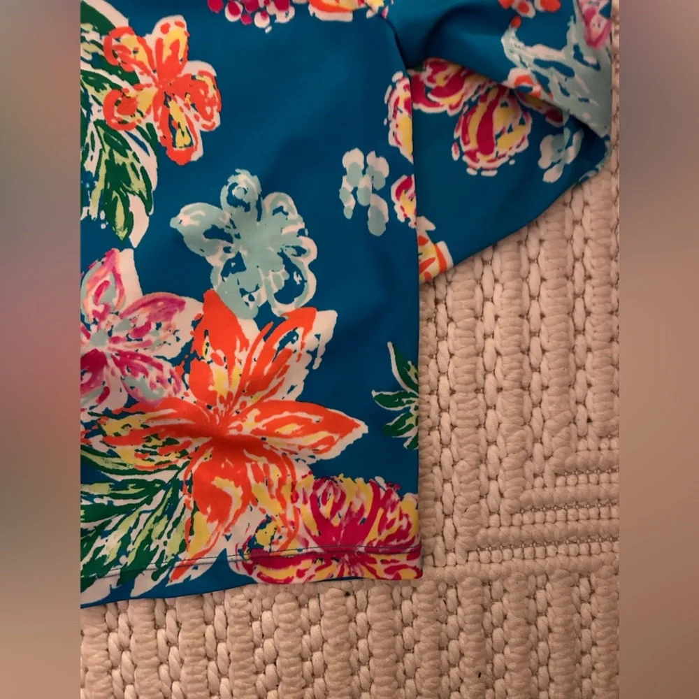Gymboree Women Sz M (7-8) Blue Pineapple Floral Long Sleeve Rash-guard Swim Top